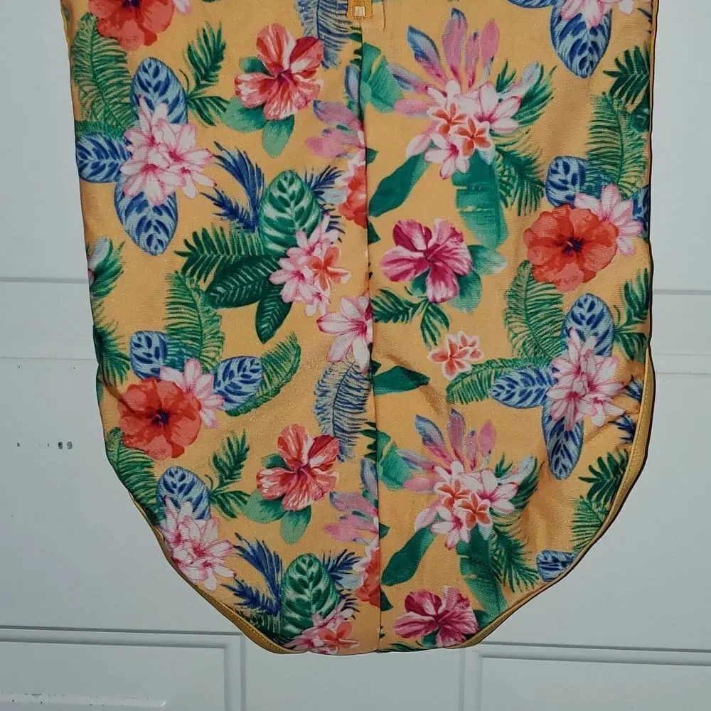 Floral One Poece Rash Guard XL 14/16